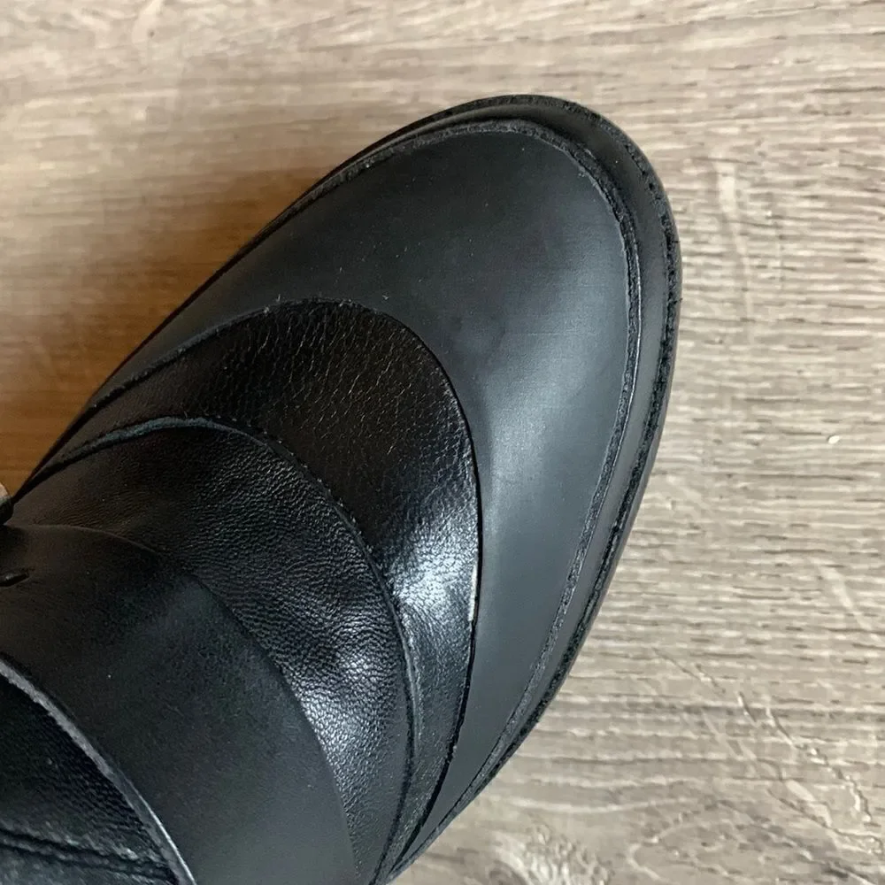 Burberry Black Quilted Patent Platform Ankle Boots with Buckles - Picture 16 of 16
